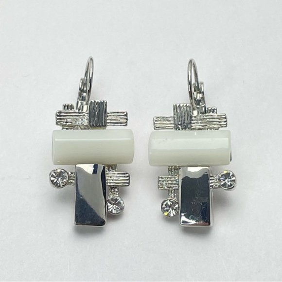 Vintage Silver White Geometric Dangle Earrings - Picture 8 of 8